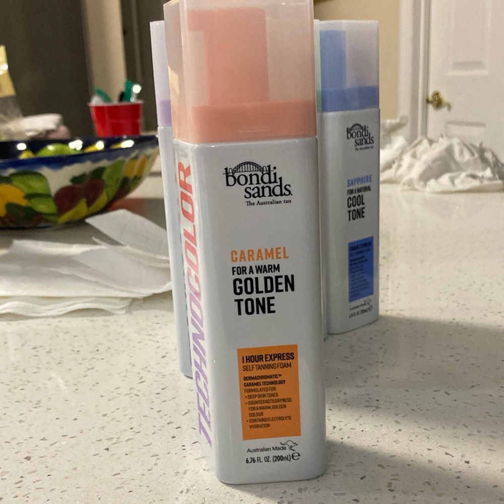 Self tanning foam NWT